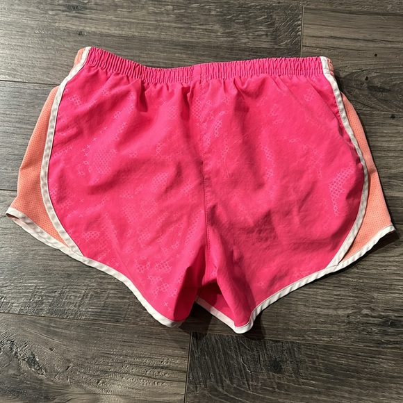 Nike kids athletic shorts - Picture 5 of 8